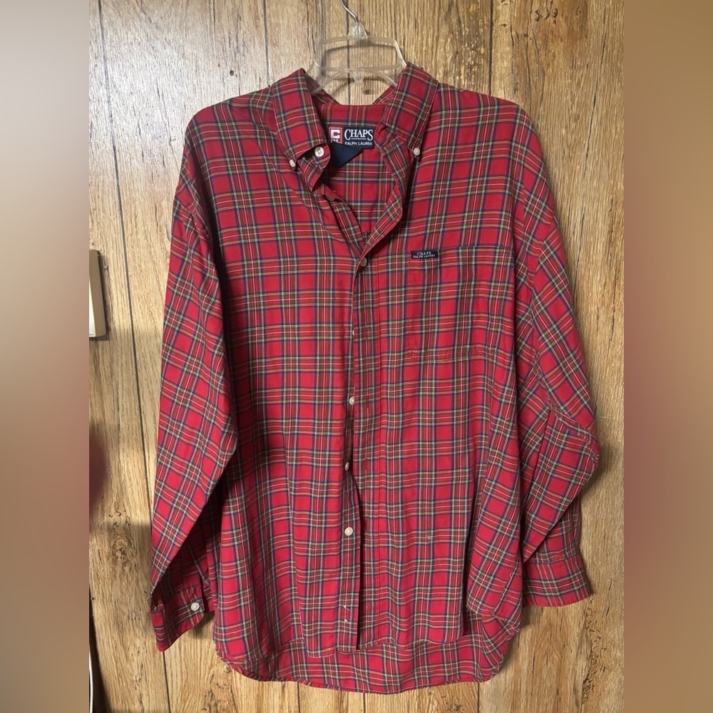 Comfortable Chaps by Ralph Lauren Men's Red and Green Plaid Button Down Shirt